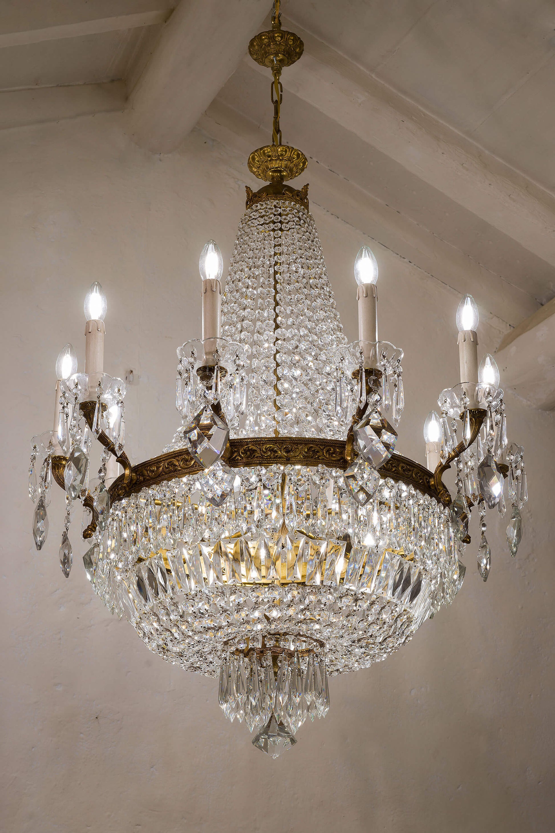 Lampadario impero in ottone cesellato e cristallo, restaurato-Lo Stile Italiano