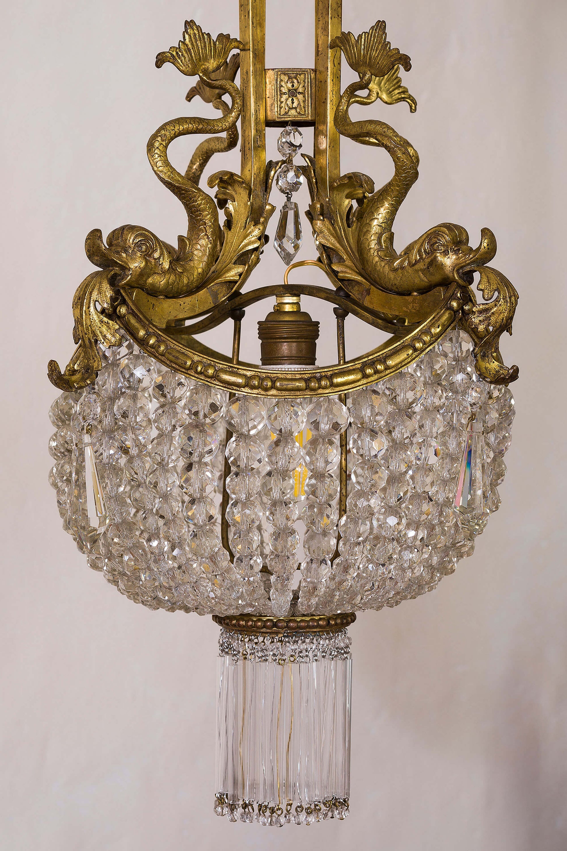 Antico lampadario di cristallo. | lo Stile Italiano