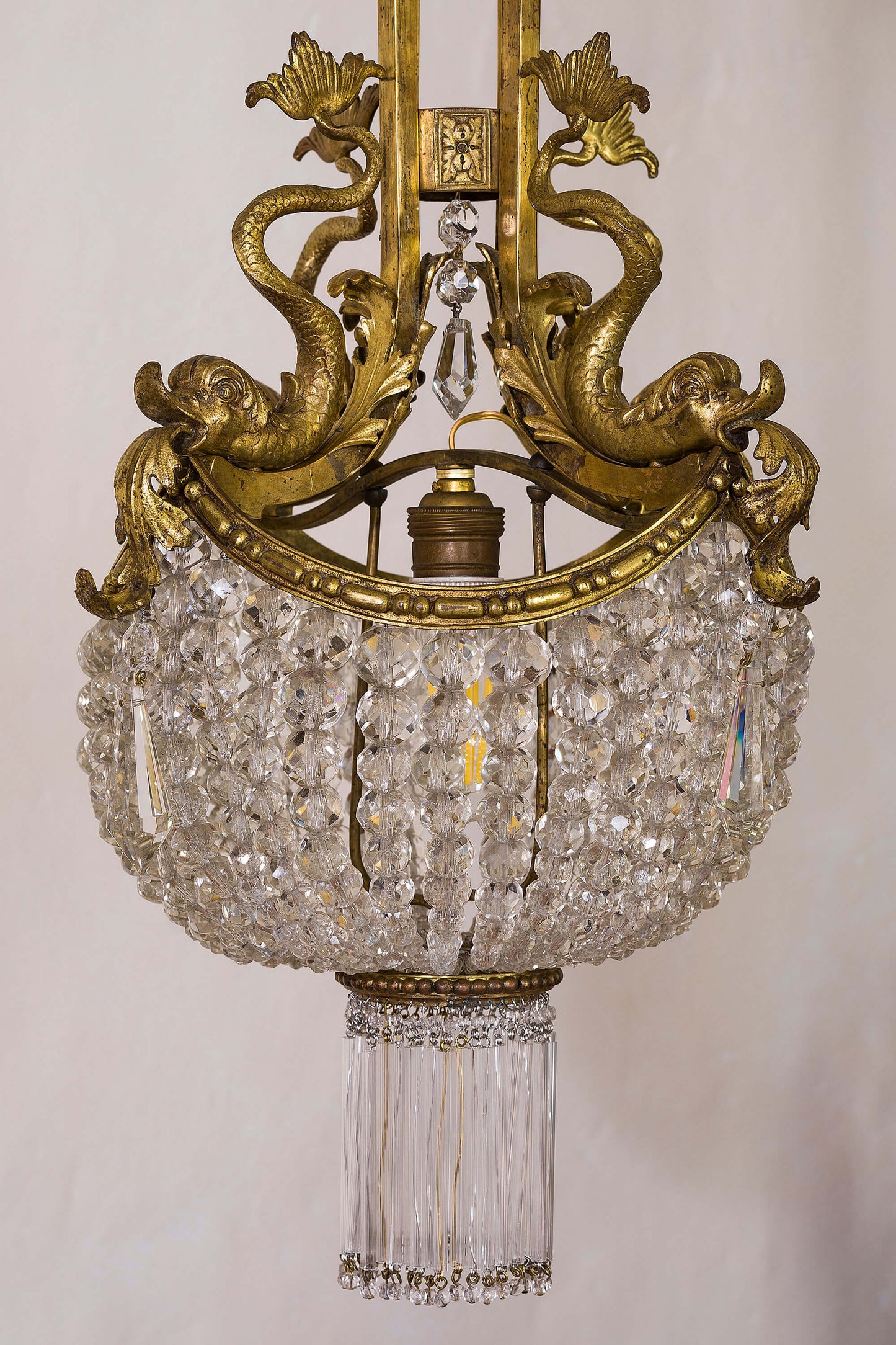 Antico lampadario di cristallo. | lo Stile Italiano