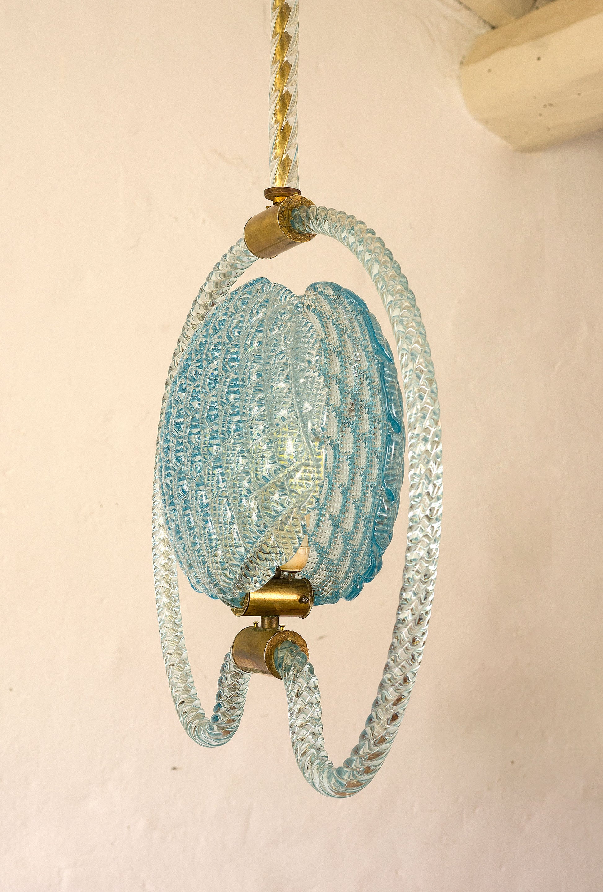 Barovier & Toso lampadario in vetro cristallo veneziano azzurro con la laborazione a Balloton-Lo Stile Italiano