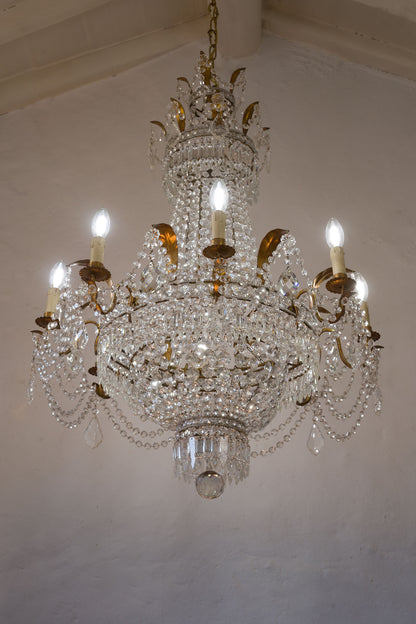 Lampadario Maria Teresa con sfera centrale di cristallo, 8 luci-Lo Stile Italiano