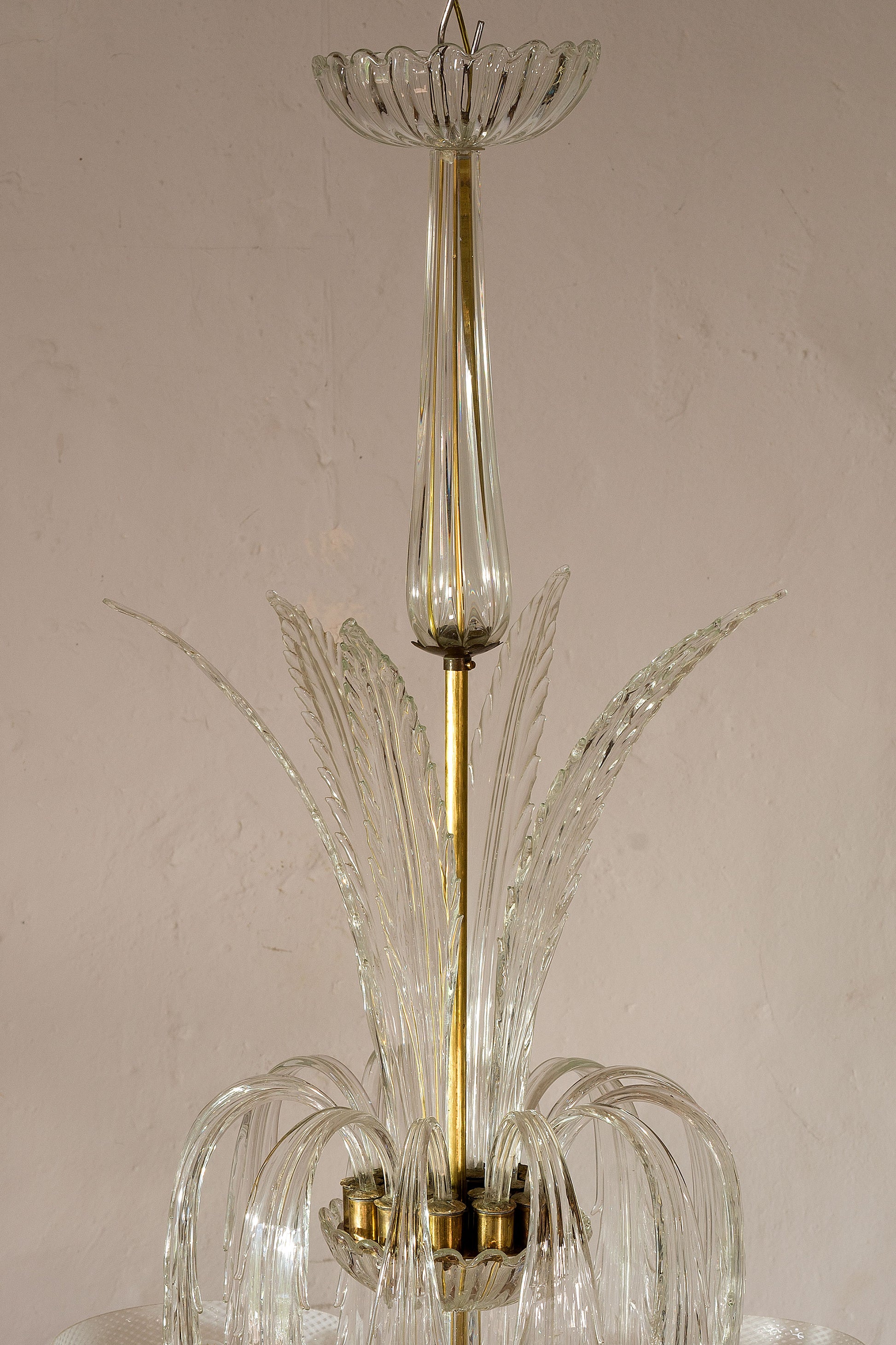 coppa in vetro di Murano con stelo in ottone dorato, Foglie di Vetro-Lo Stile Italiano