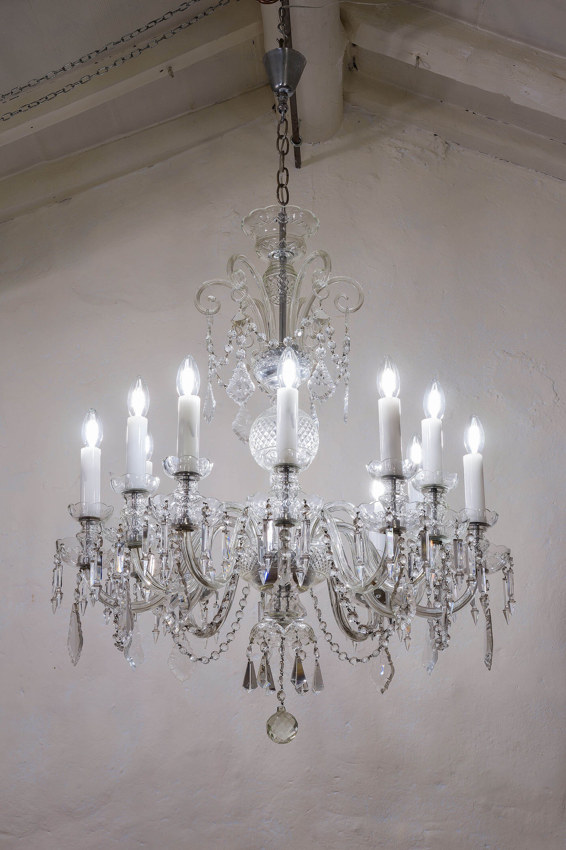 Importante lampadario vintage di cristallo per ristoranti| Lo stile Italiano