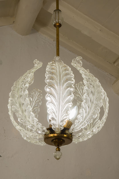 Lampadario con tubo in vetro soffiato e foglie in vetro pressato, Venini-www.lostileitaliano.eu
