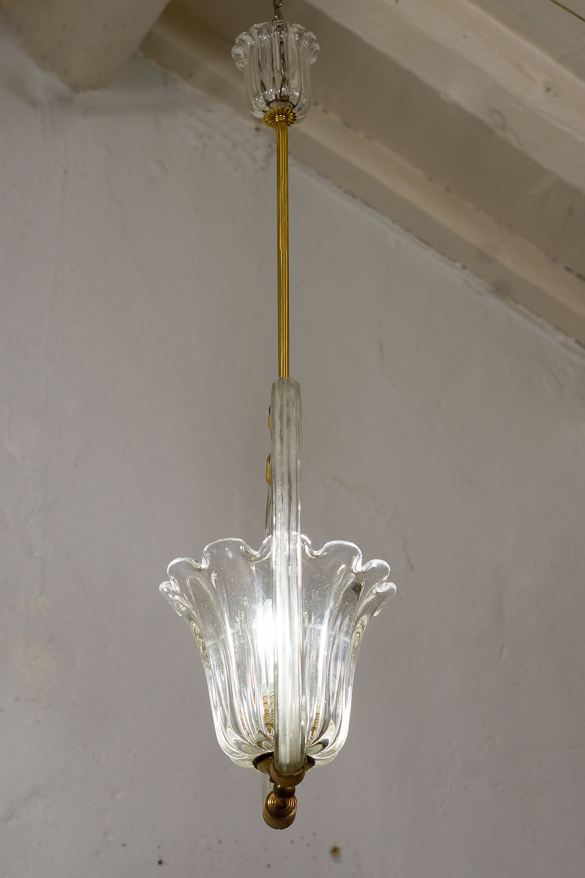 Antico lampadario Archimede Seguso, coppa centrale e struttura in ottone-Lo Stile Italiano