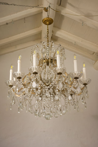 Grande lampadario Maria Teresa 12 Luci, con gocce pendenti, Italia anni '40 - Lo Stile Italiano