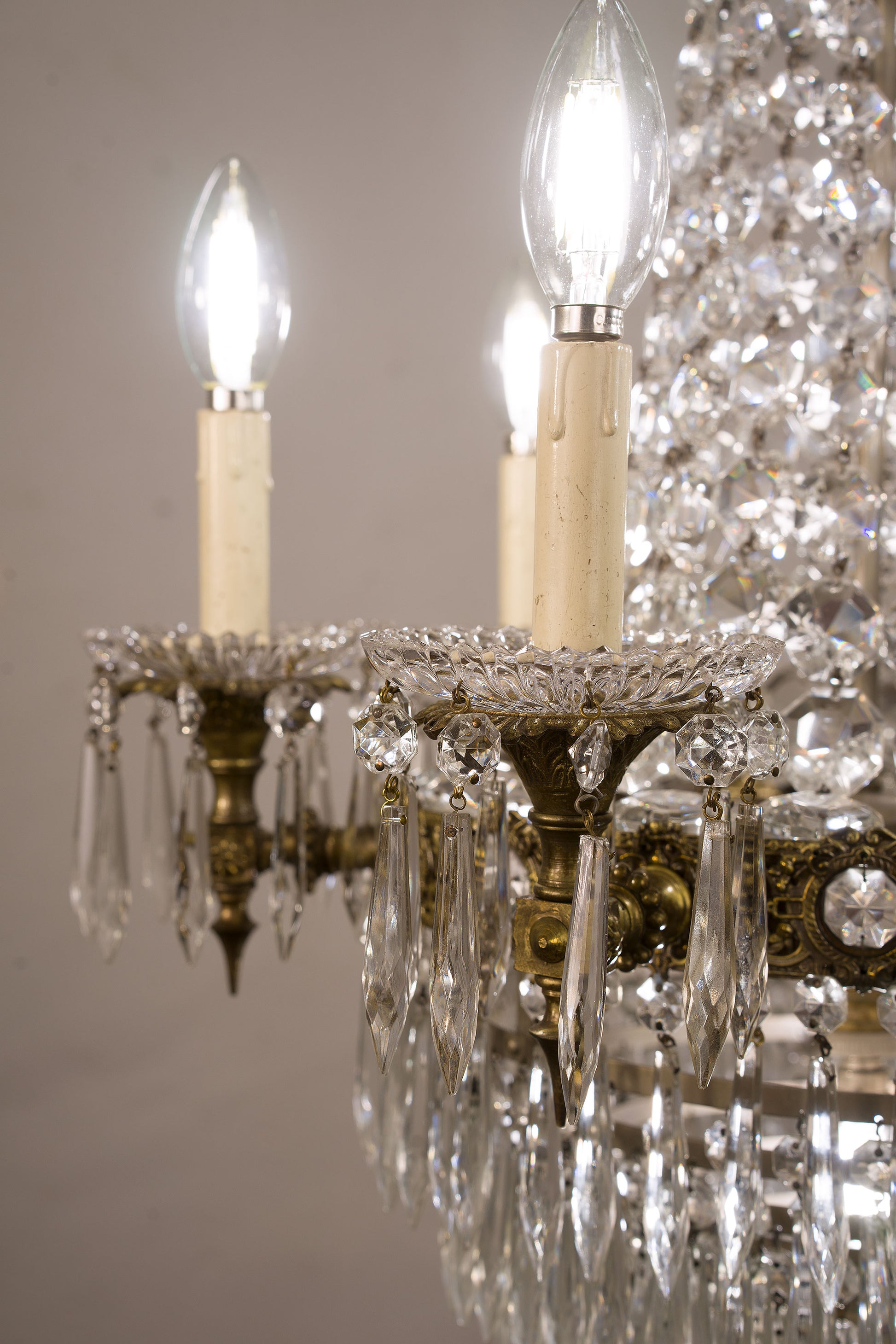 Lampadario impero, piattini di cristallo tedesco-Lo stile italiano