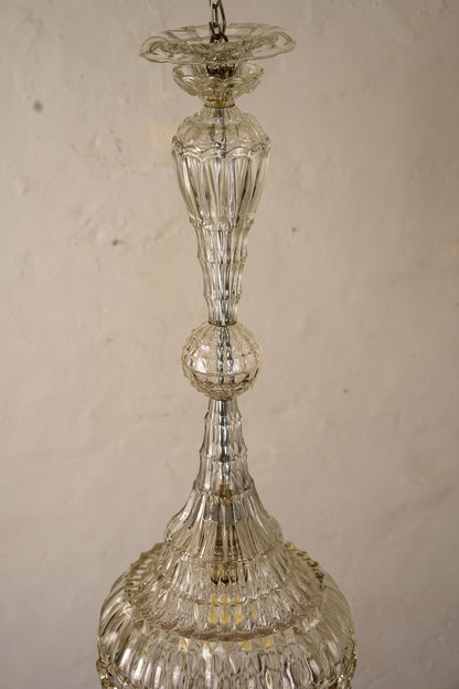 Lampadario con Struttura di cristallo cesellato con sfera centrale-www.lostileitaliano.eu