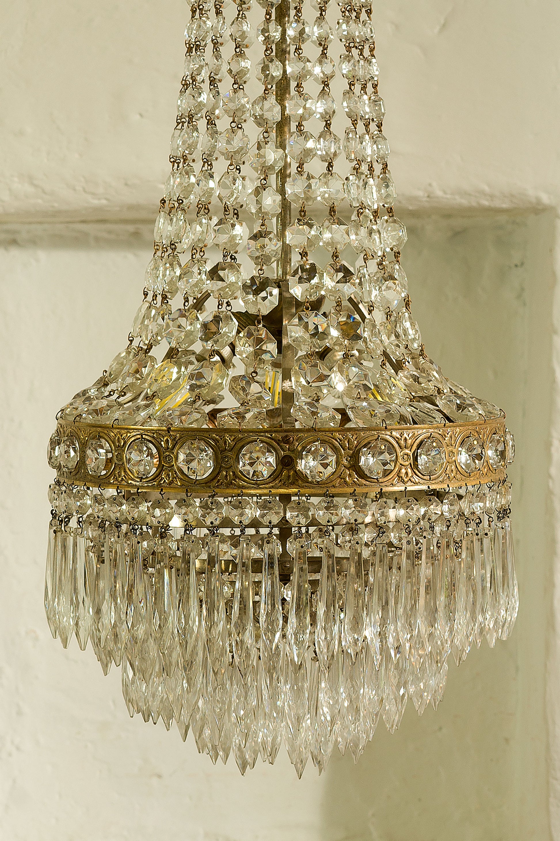 Lampadario vintage di cristallo in stile impero-Lo Stile Italiano