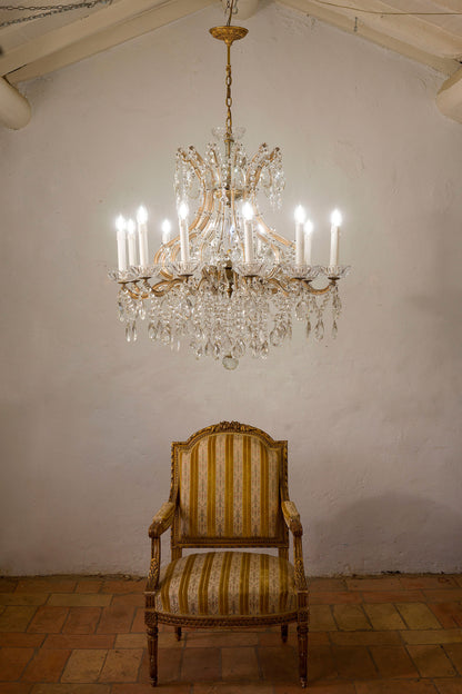 Grande lampadario Maria Teresa 12 Luci, con gocce pendenti, Italia anni '40 - Lo Stile Italiano