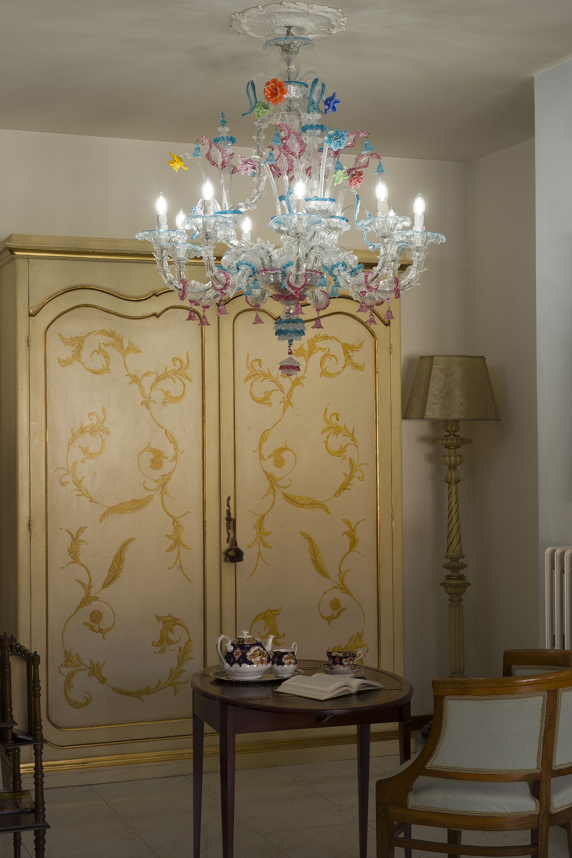 Grande lampadario in vetro di Murano, multicolor, Antico-Lo Stile Italiano