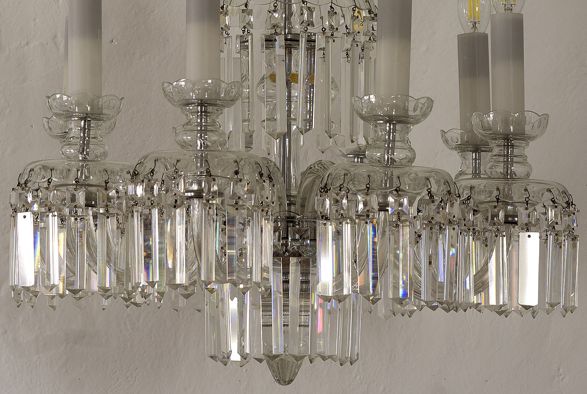 Lampadario di cristallo per ambienti eleganti-Lo Stile Italiano