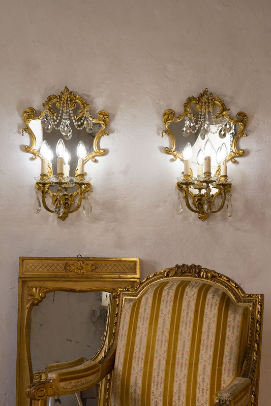 Coppia di Applique (lampade a Muro) con specchio, 3 luci, Stile Luigi XV-Lo Stile Italiano