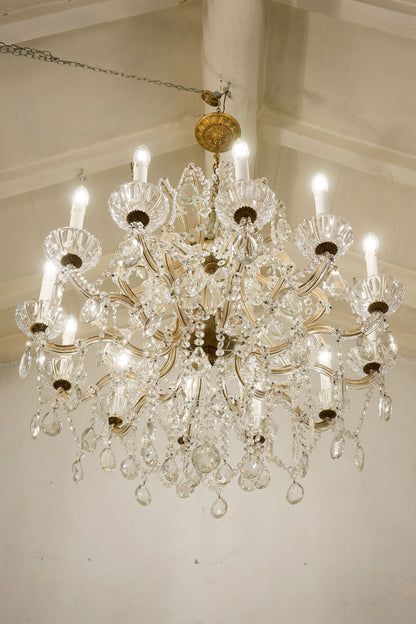 Grande lampadario Maria Teresa 12 Luci, con gocce pendenti, Italia anni '40 - Lo Stile Italiano