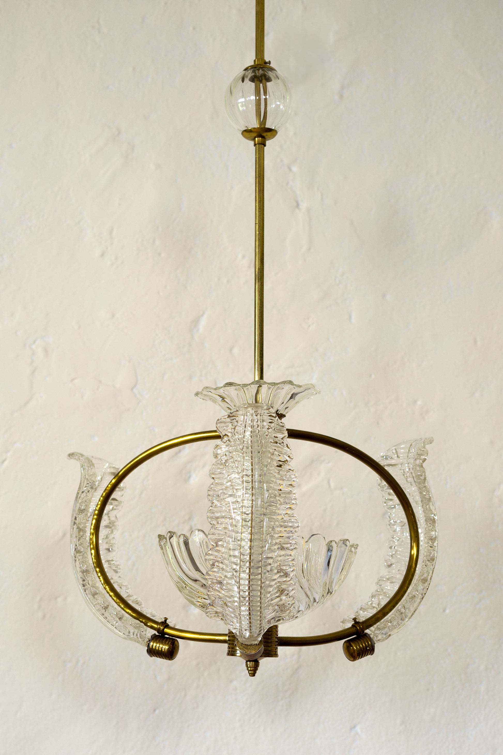 Lampadario antico in vetro di Murano con 3 foglie laterali e una coppa centrale-Lo Stile Italiano